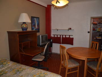 Room For Rent Marseille 17850