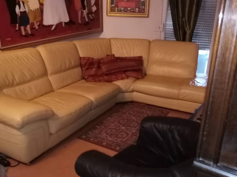 Entire Home Montpellier 255823-4