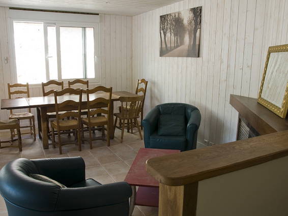 Bed And Breakfast Thomery 25535-3