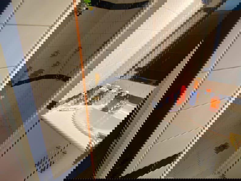 Cały Dom Suresnes 444210-5