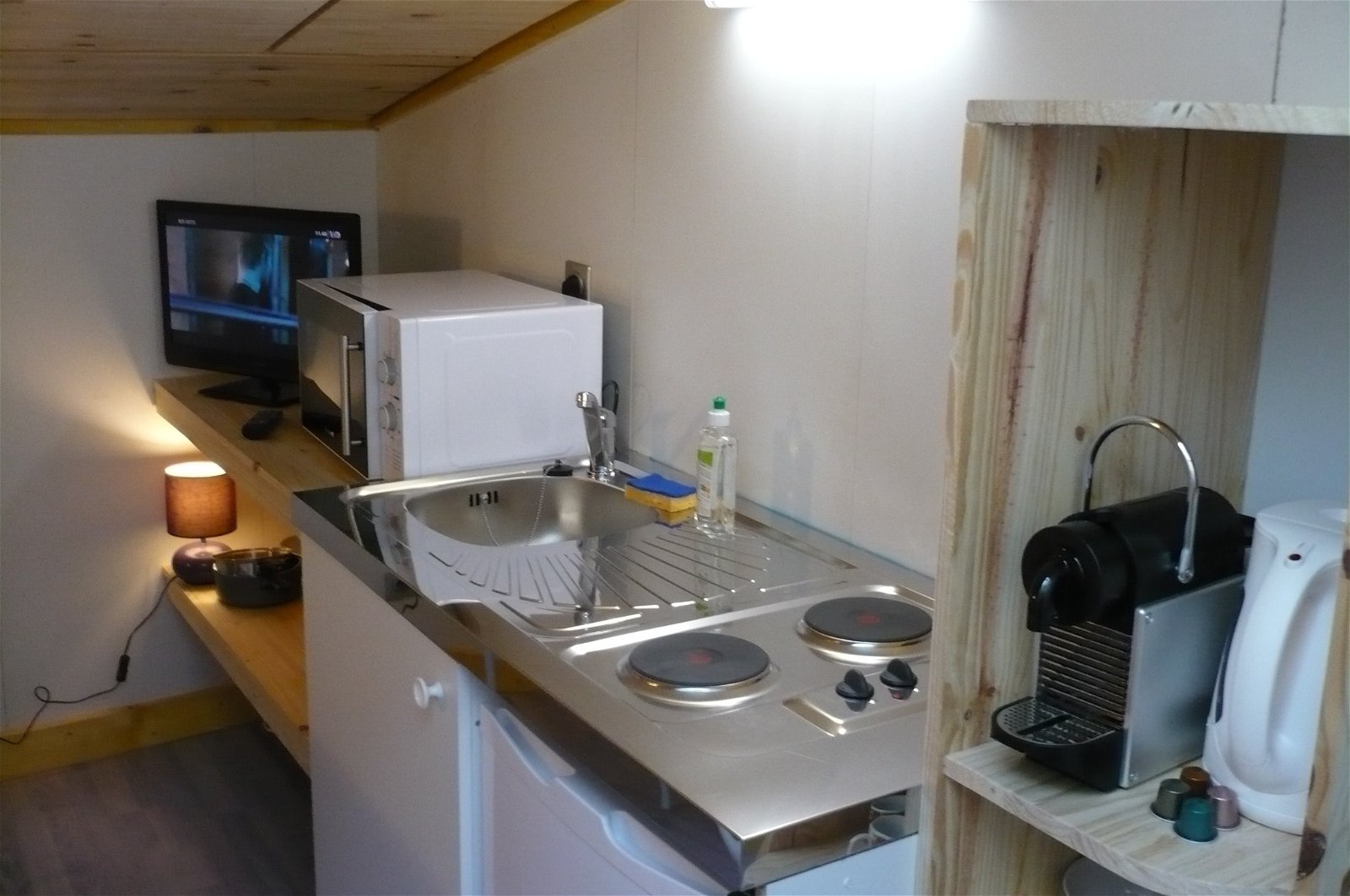 Itsenäinen Studio Mer 110886