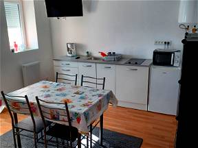 RENT FURNISHED STUDIO IN PEACE