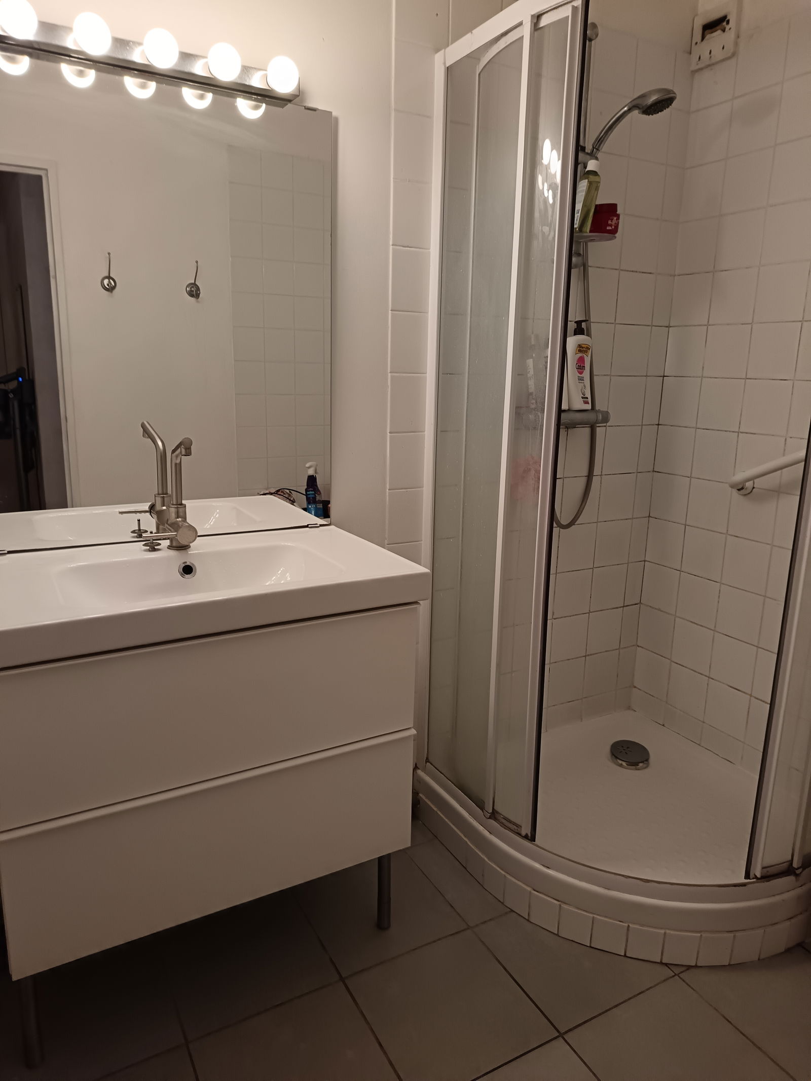 Homestay Roanne 196749