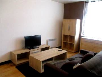 Roomlala | Lovely 2 Rooms Between Sea And City Center