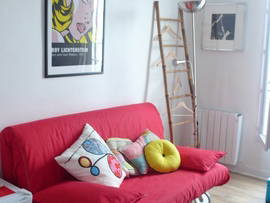 Roomlala | Lovely Studio for Rent in a Lively Neighborhood