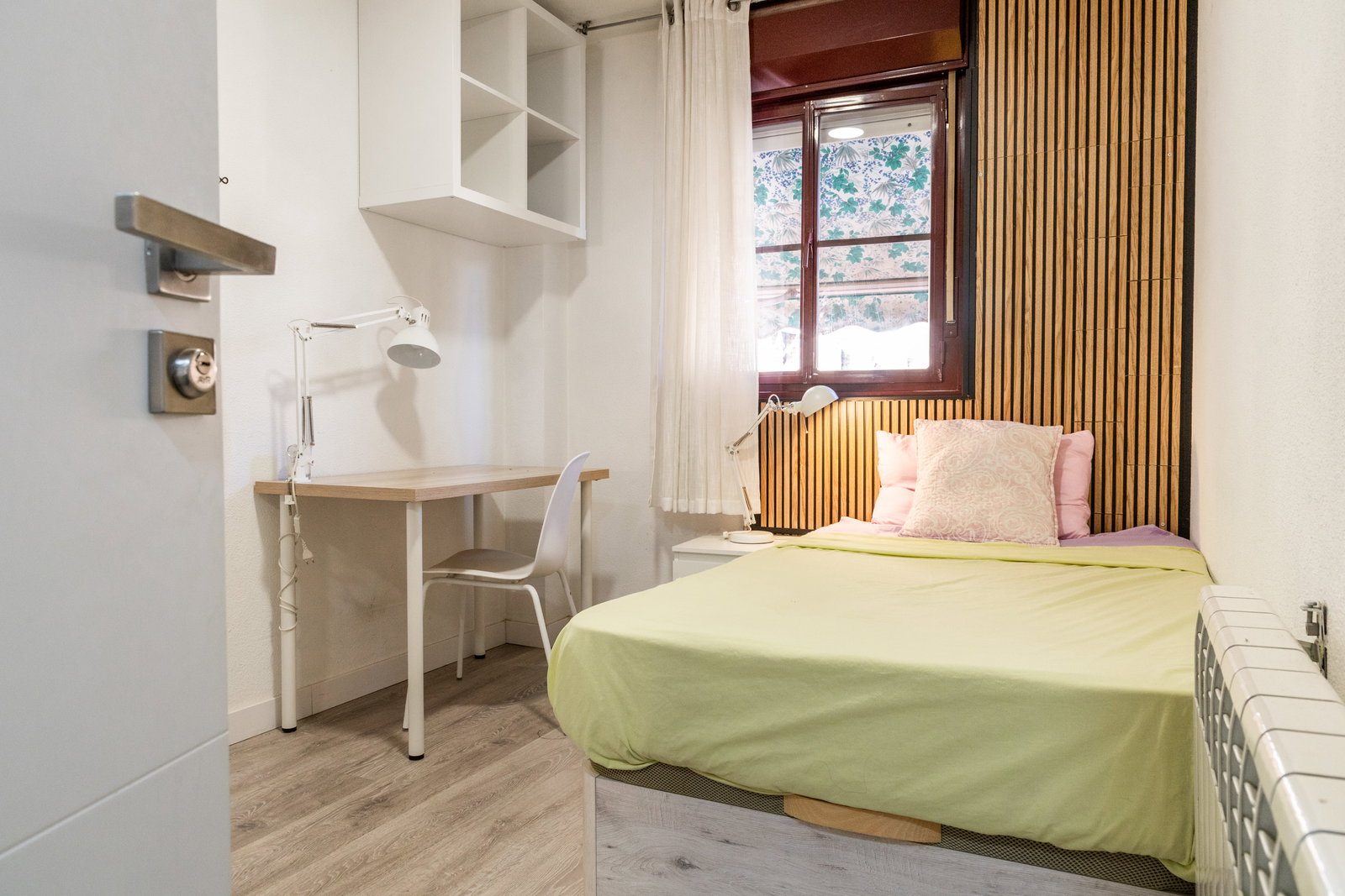 Homestay Madrid 666636