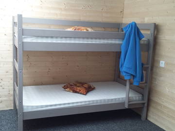 Roomlala | Łóżko w pokoju wieloosobowym