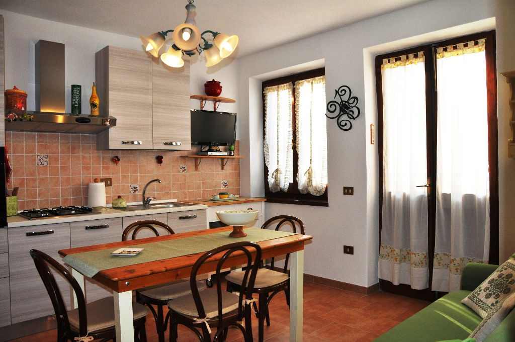 Estudio Independiente Lu Bagnu 30572