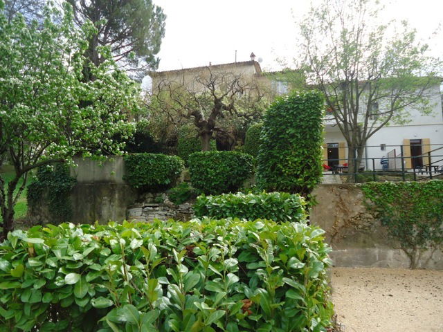 Hele Huis Auribeau 45386