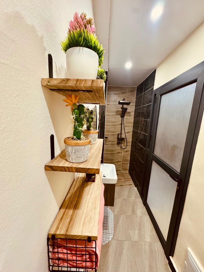 Uafhængigt Studie Abidjan 482007