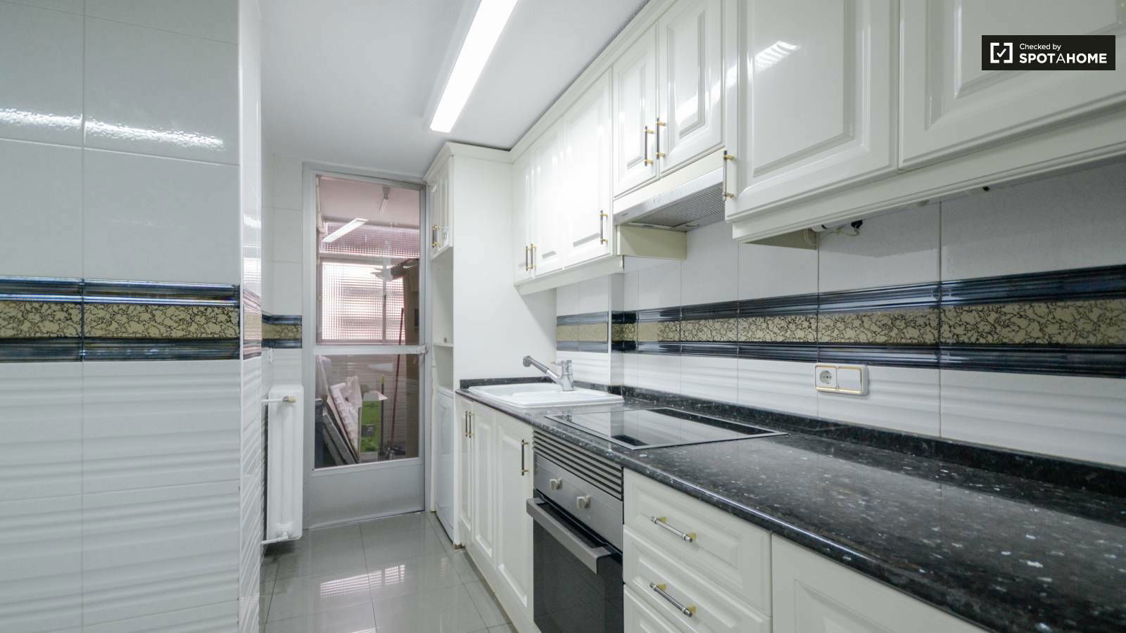 Hjemmeophold Alcalá de Henares 220553