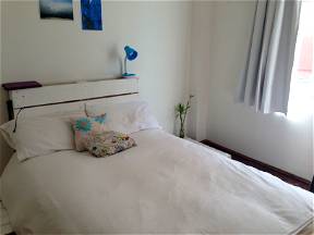 Bright Furnished Room - Shared Apartment