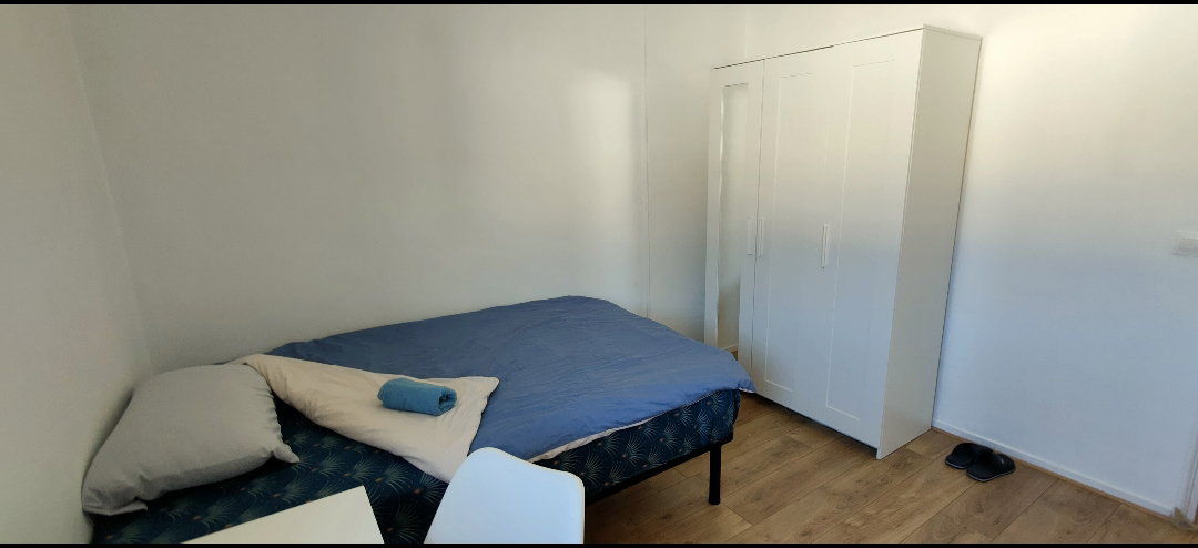 Wohngemeinschaft Achères 238929