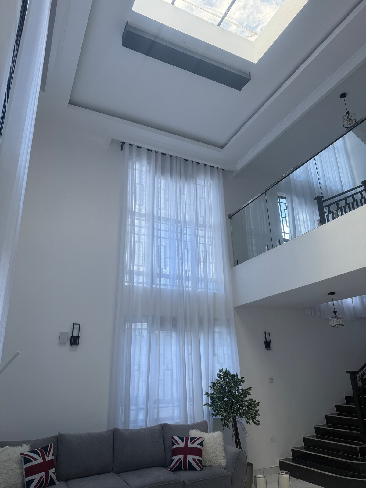 Gesamte Unterkunft Pridelands 670731