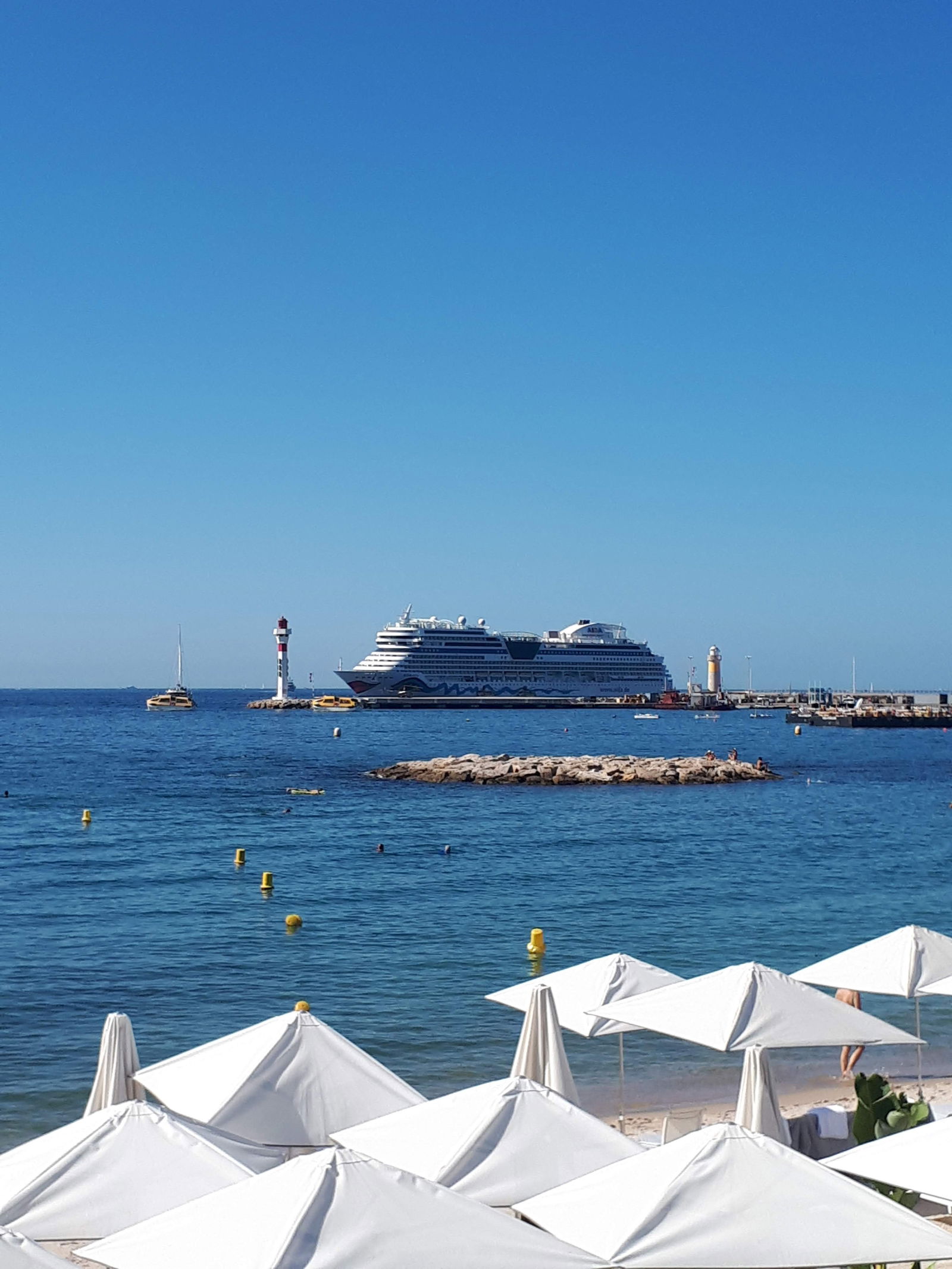 Independent Studio Cannes 40953