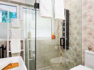 Homestay Toronto 282392-4