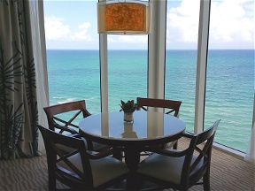 Luxury 2 Bedroom Oceanfront @ Trump