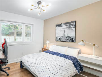 Homestay Toronto 320760-9