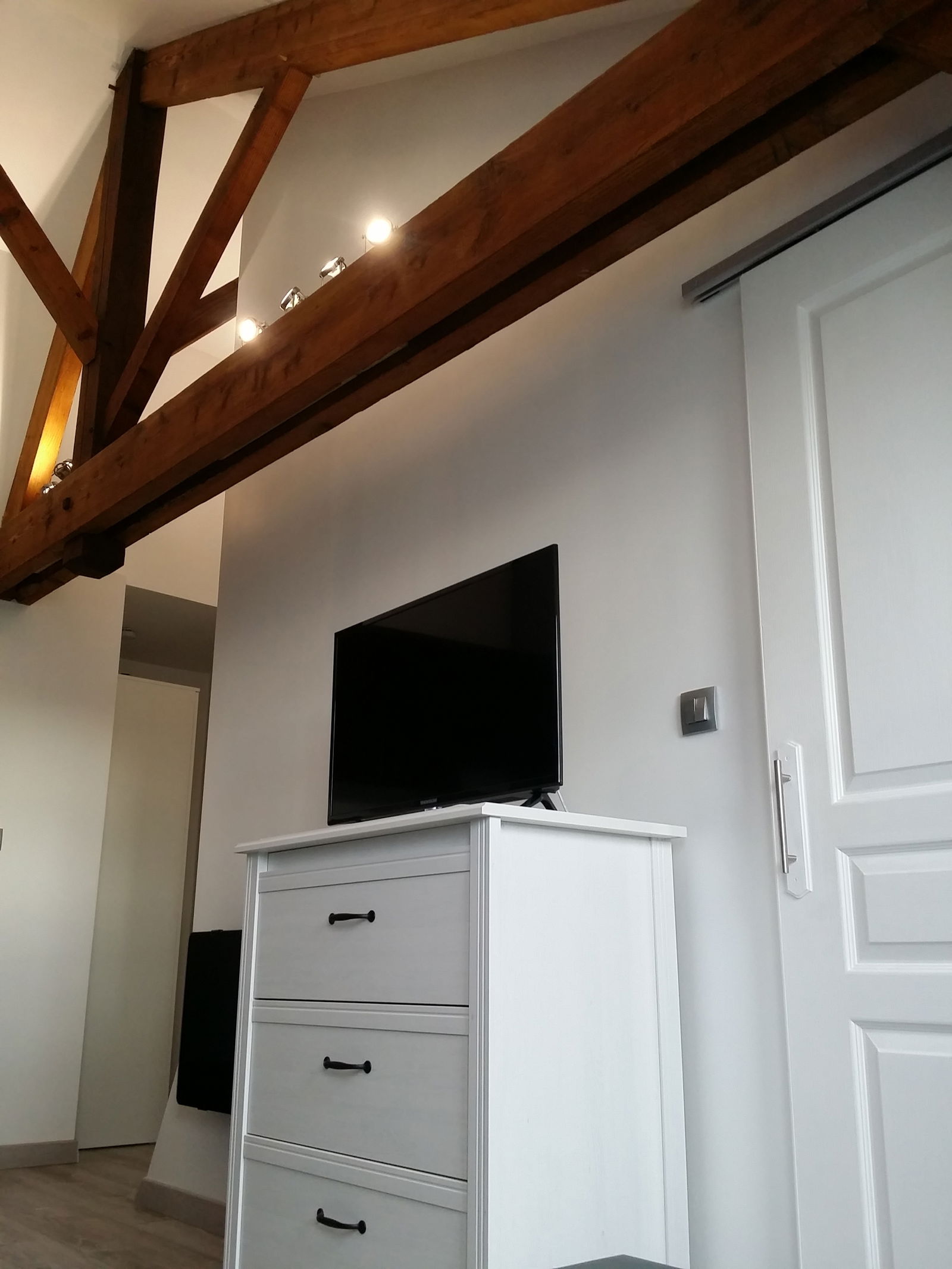 Independent Studio Tours 235524
