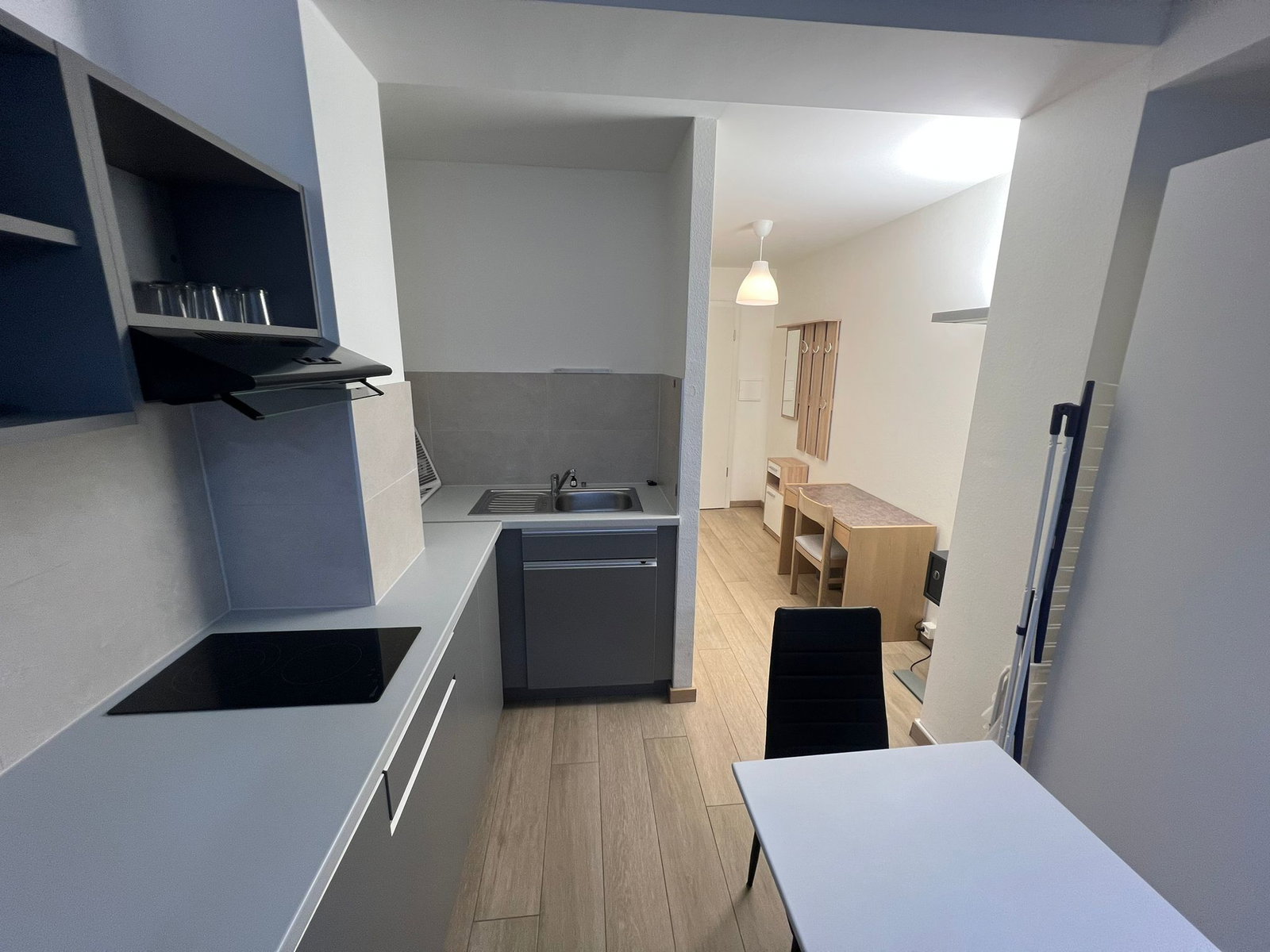 Hela Huset Lausanne 658680