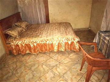 Roomlala | Madagascar Tamatave chambre meublée a louer
