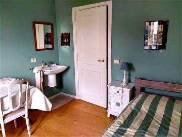Roomlala | Magnifica Stanza Per 1 Persona In Affitto In Una Casa Abitata