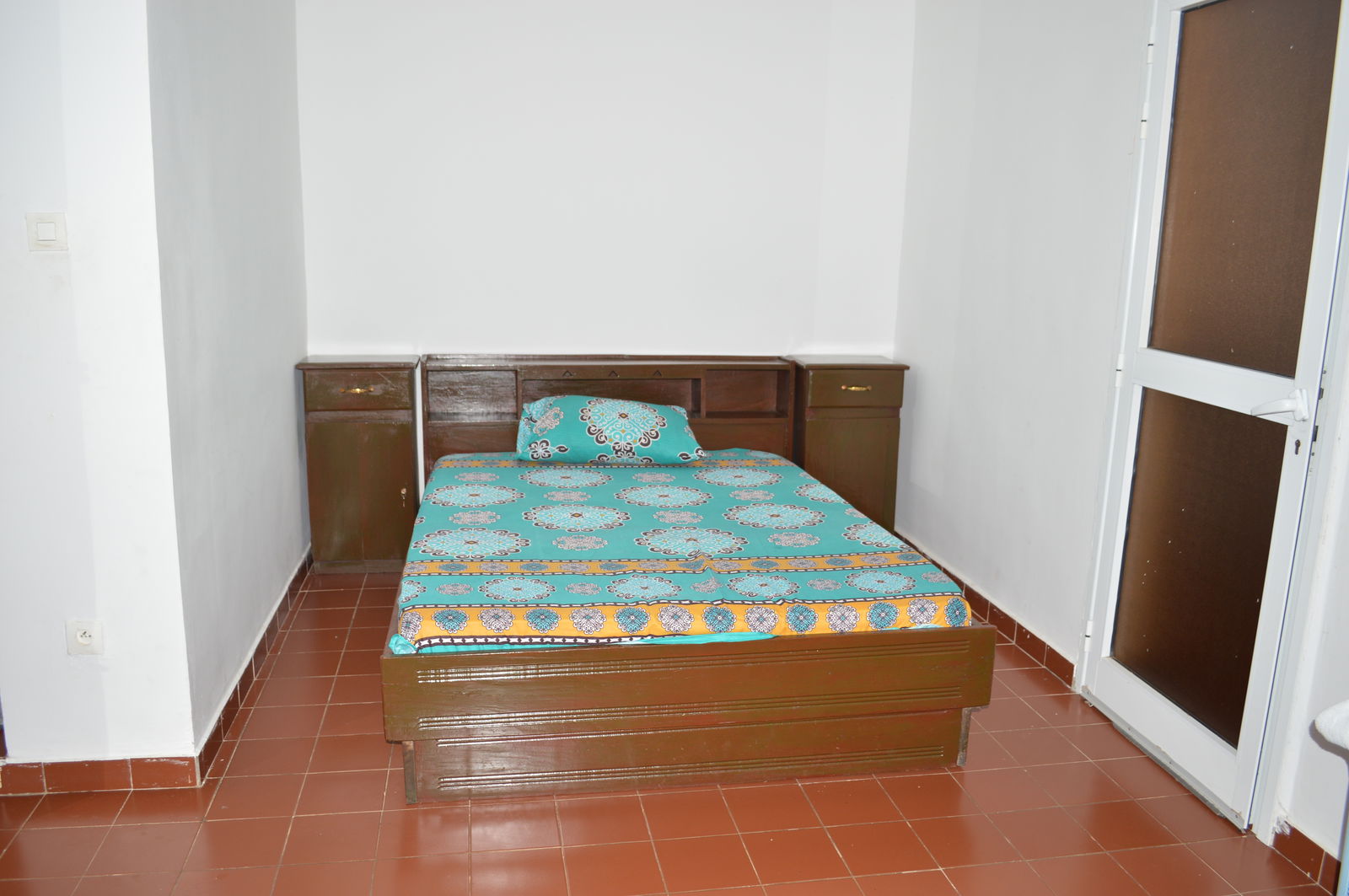 Estudio Independiente M'bour 188218