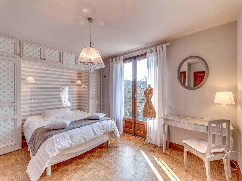 Toda La Casa Bressieux 88922-1