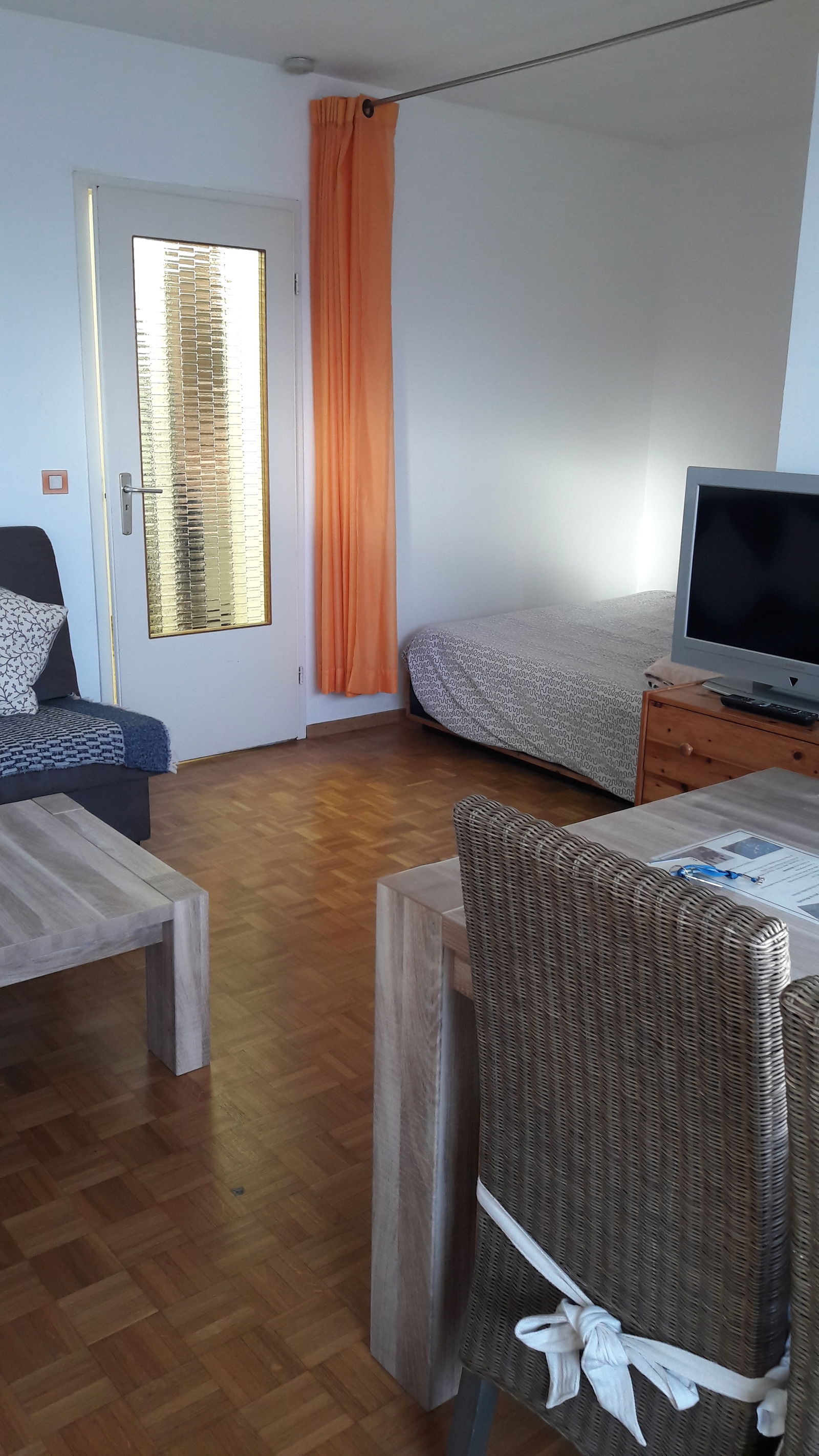 Independent Studio Bruxelles 254907