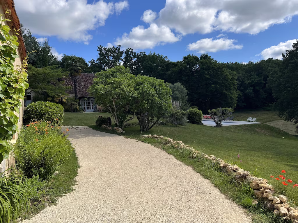 Logement Entier Saint-Félix-De-Foncaude 265959-8