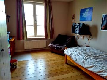 Roomlala | Magnificent Room With Garden View For 1 Person For Rent In May