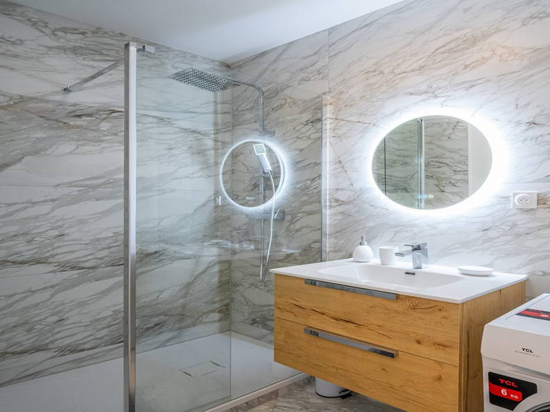 Entire Home Marseille 388152-2