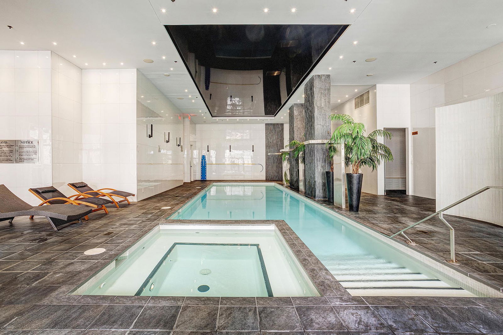 Hela Huset Montréal 593773