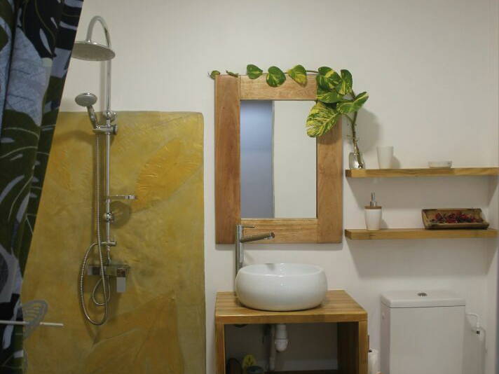 Entire Home Sainte-Anne 169196-5