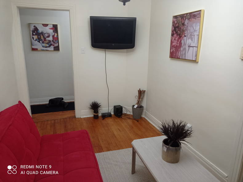 Toda La Casa Montréal 59941-2