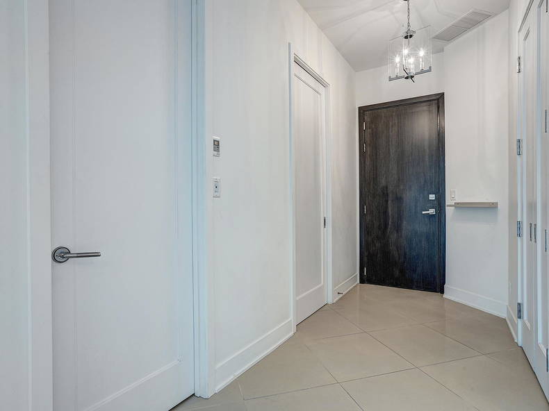 Toda La Casa Montréal 593773-2