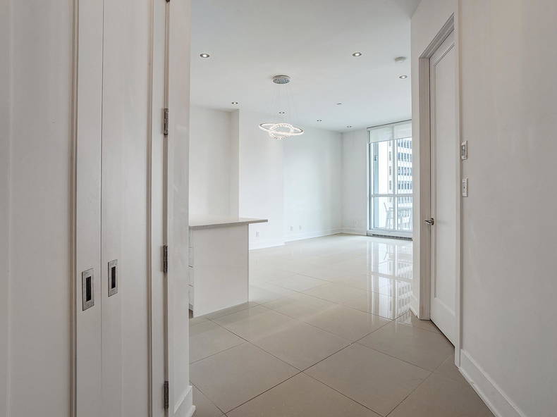 Toda La Casa Montréal 593773-3