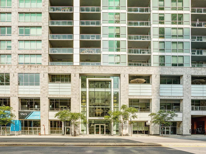 Toda La Casa Montréal 593773-1