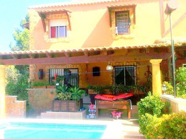 Homestay Vistabella 94800