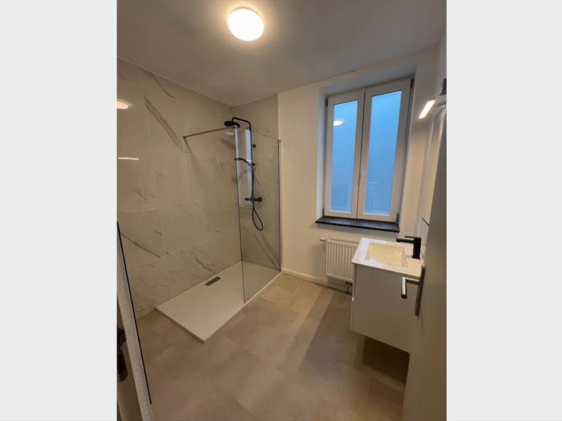 Colocación Charleroi 480118-5