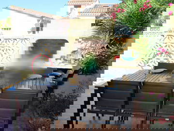 Homestay Saint-Cyprien 662156-8