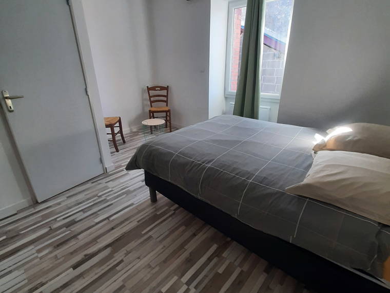 Casa Inteira Saint-Secondin 650874