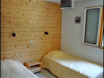 Private Room Saint-Vivien 45326-1