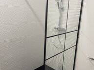 Logement entier à louer à Cabariot - photo 8 : salle de bain-8