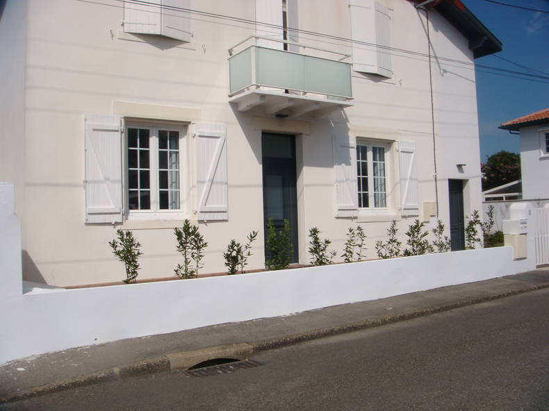 Entire Home Biarritz 229527-2