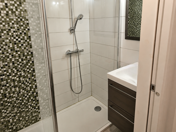 Chambre chez l'habitant à louer à Orléans - photo 6 : salle de bain-6