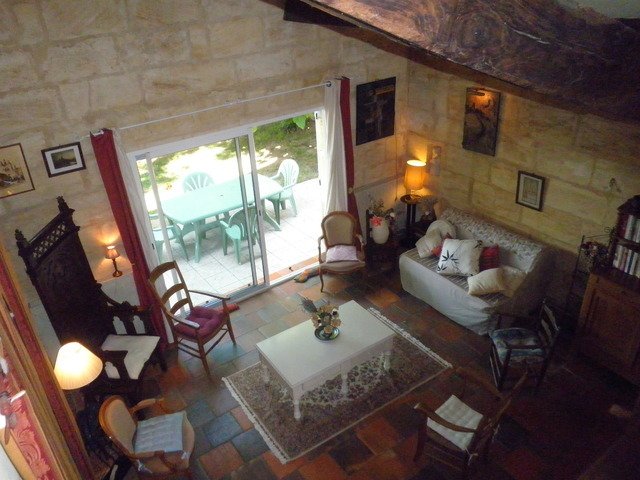Oberoende Studio Arveyres  21385