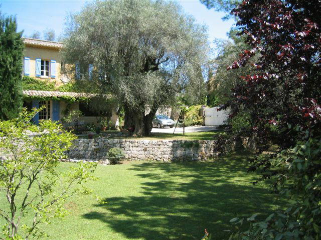 Homestay Roquefort-les-Pins 97248