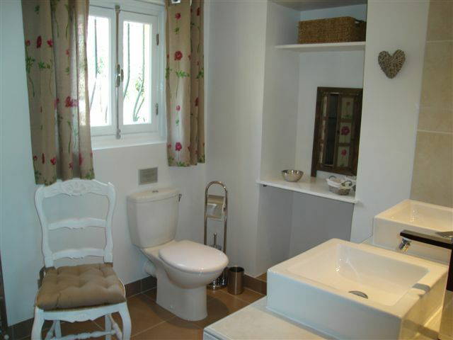 Bed And Breakfast Roquefort-les-Pins 97248-4