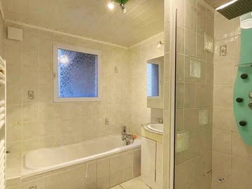 Casa entera en renta en Le Pont-De-Beauvoisin - foto 5 : otra estancia-5